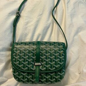 Green belvedere inspired flap shoulder bag! used once